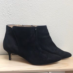 Jessica Simpson kitten heal booties